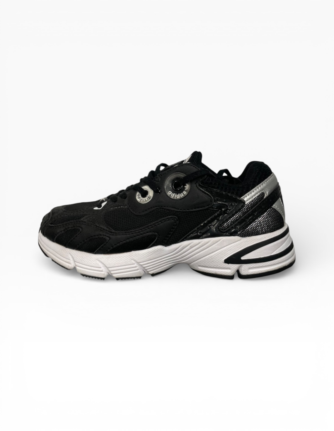 کفش دویدن زنانه آدیداس Astir W