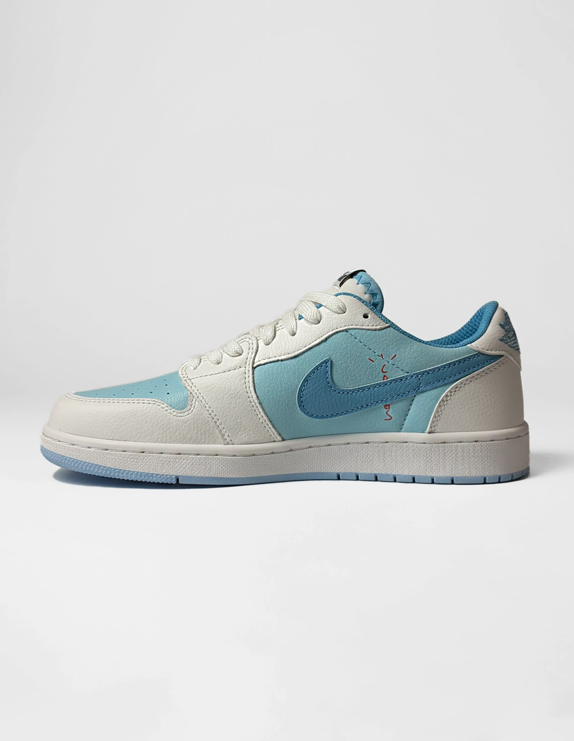 کفش روزانه زنانه نایکی Jordan 1 Low Travis Scott W