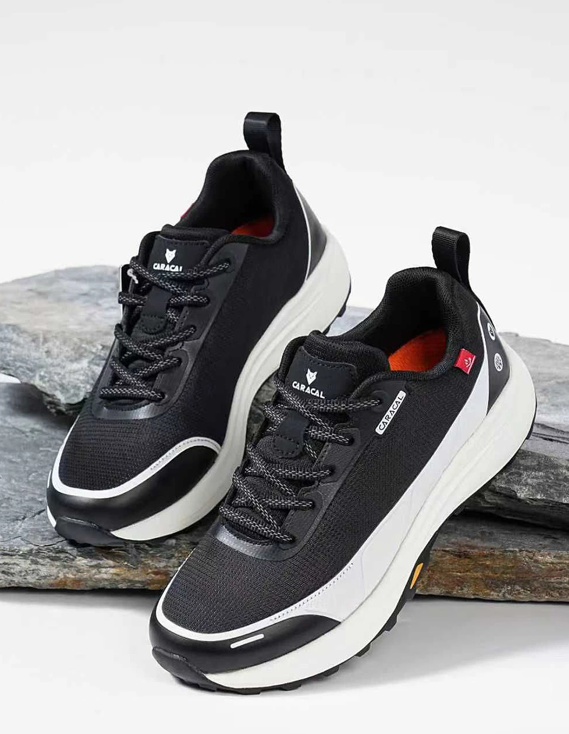 کفش پیاده روی زنانه کاراکال Caracal Mono W