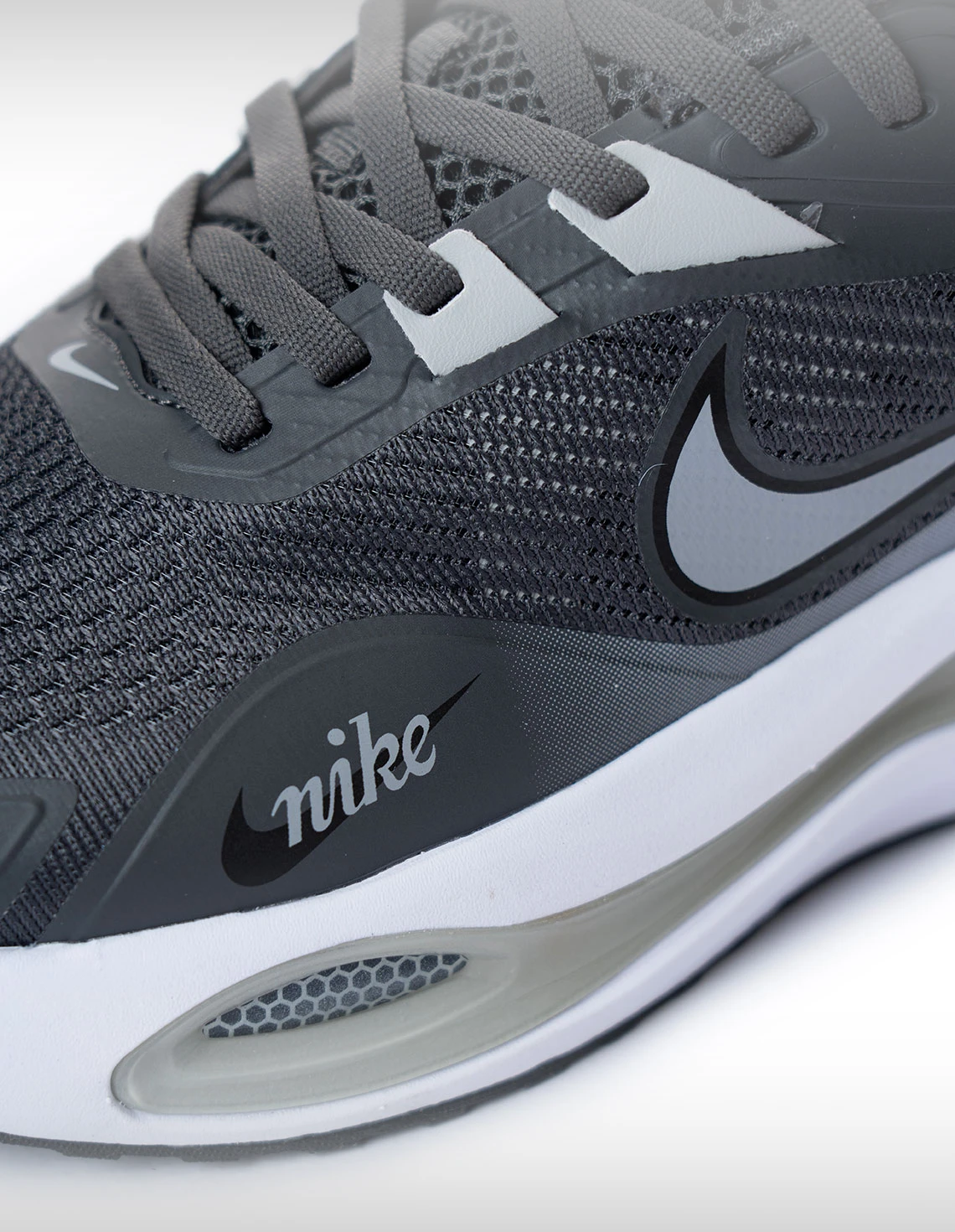 کفش دویدن مردانه نایک Nike Nike Air Winflo V2 M